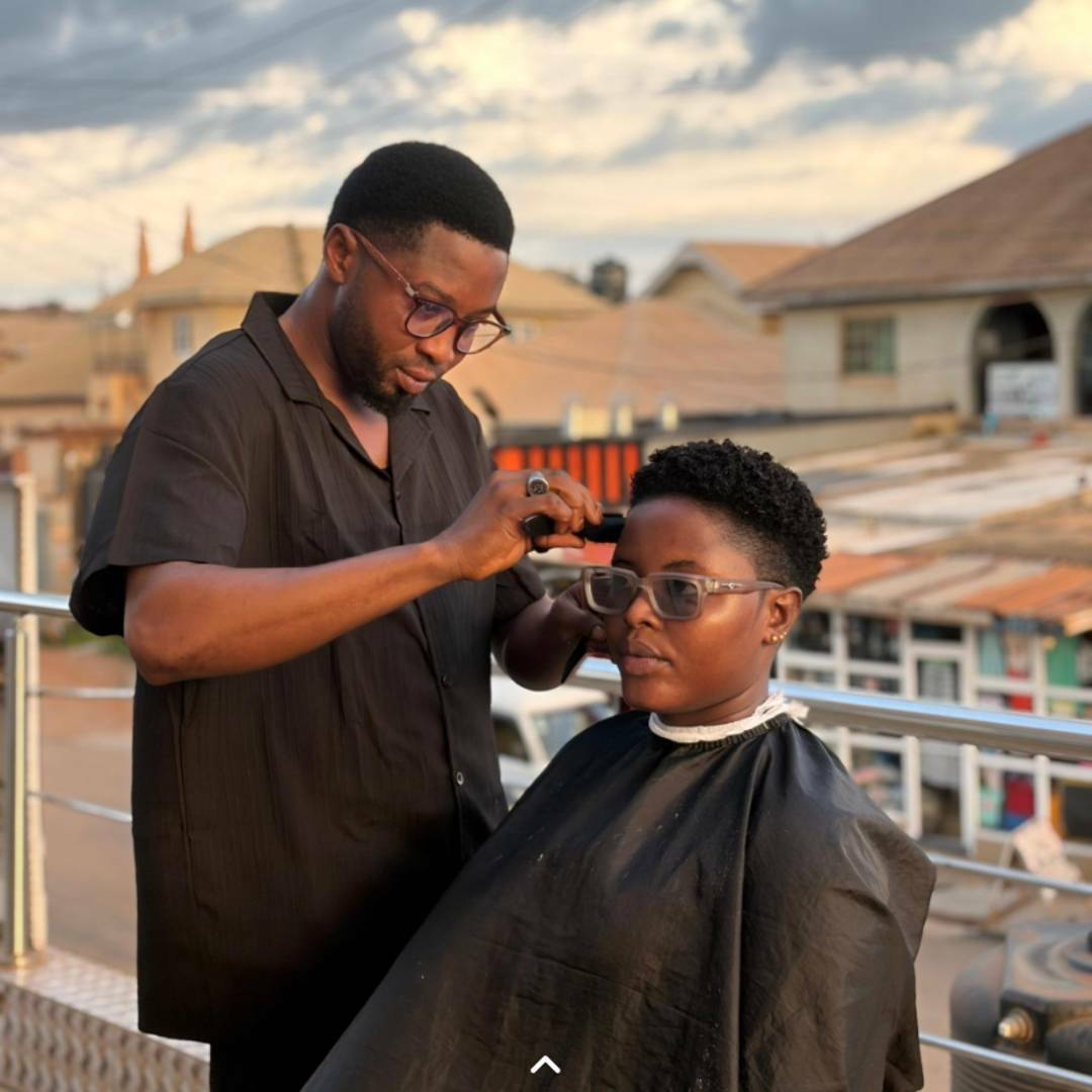 SIRDAMX BARBERS